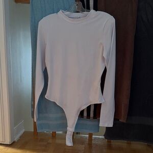 Chic White Long Sleeve Top